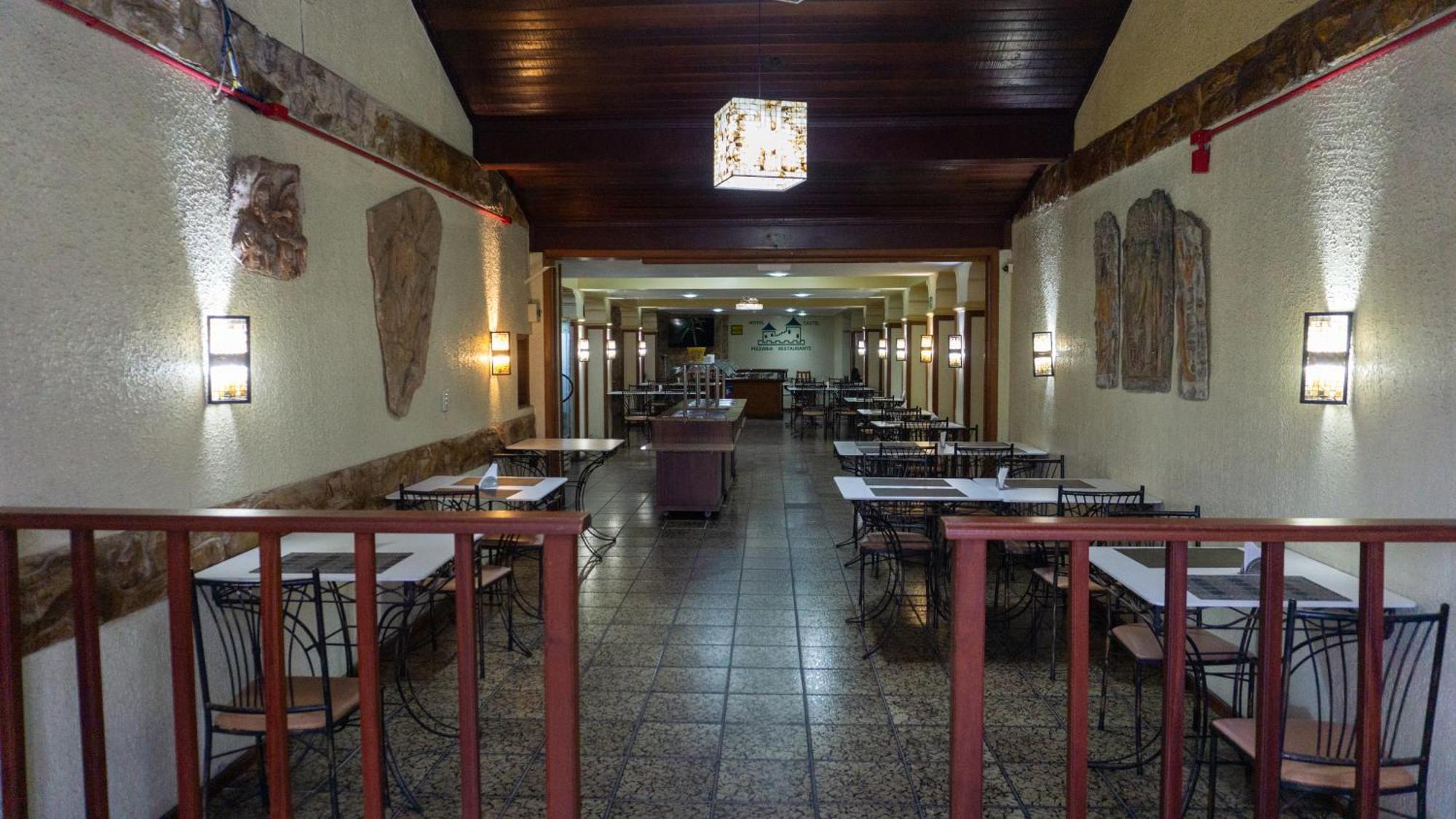 Canoas Hotel Castel Esterno foto